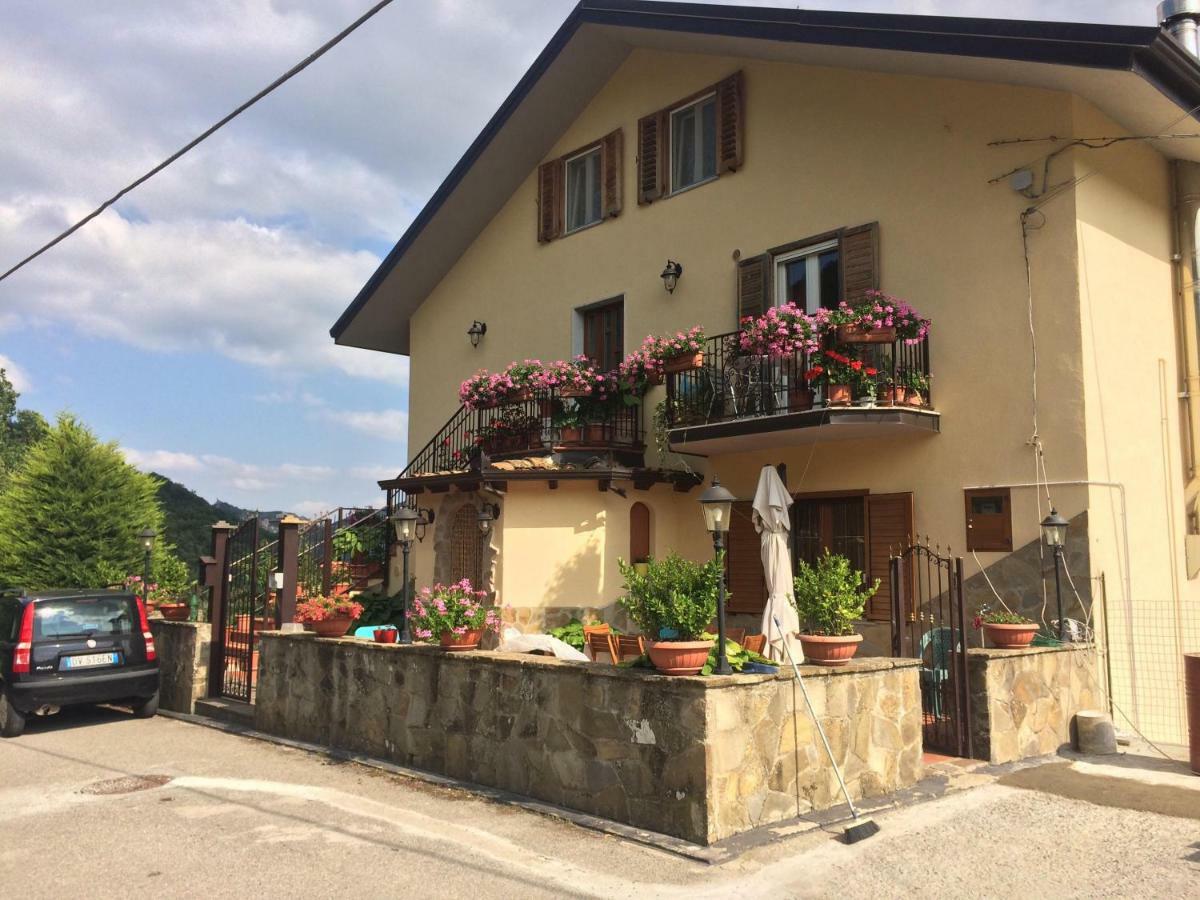 La Casa Nel Verde Castelmezzano Eksteriør bilde